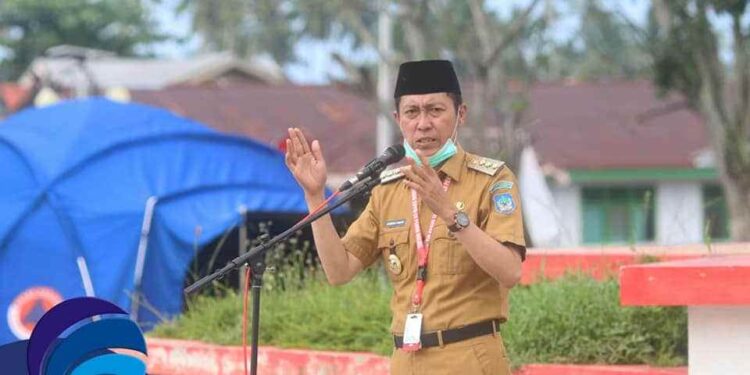 Bupati Ajak ASN Bolsel Gotong Royong Bersihkan Rumah Warga Terdampak Banjir dan Longsor