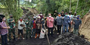 Pangdam XIII/Merdeka Tinjau Pelaksanaan TMMD ke-108 di Kabupaten Minahasa