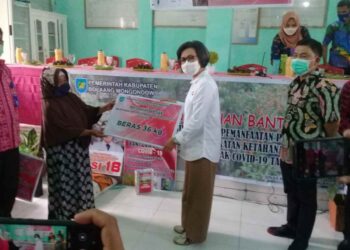 Bantuan Tahap 3 Pemkab Bolmong Mulai Disebar, Trio Pimpinan Daerah Kompak