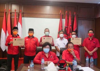 Pasangan BERKAH Sangat Tangguh di Bolsel, Terima Rekom DPP PDI Perjuangan, Dijemput Ribuan Masa Pendukung