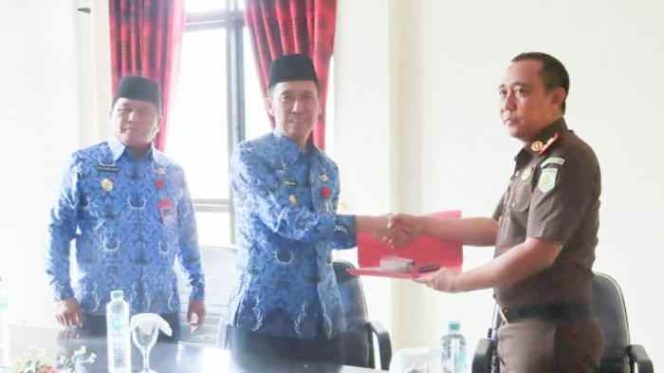 
 Kunker, Kejari dan Bupati Bahas Pendampingan Refocusing Anggaran