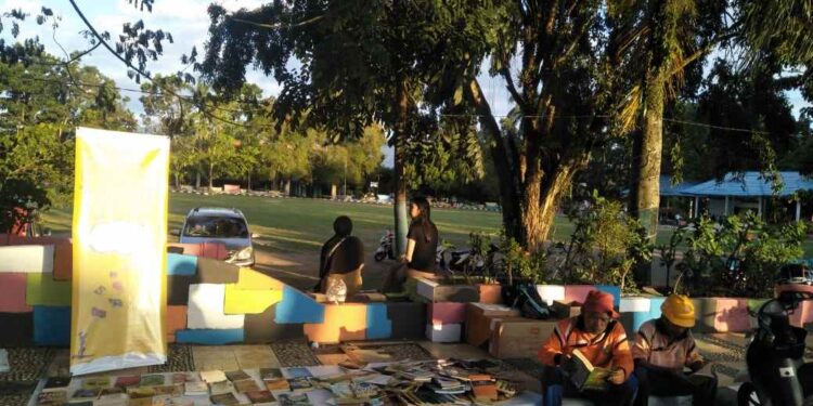 Komunitas Literasik Totabuan Gelar Lapak Baca  Gratis