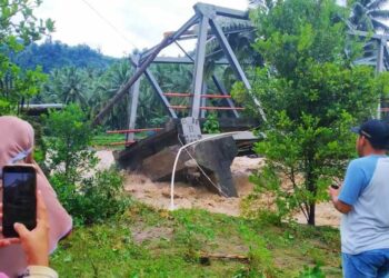 Banjir Kembali Terjadi di Bolsel, Puluhan Rumah Rusak, Satu Jembatan Putus