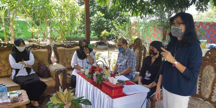 20 Perempuan Dapat Bimtek Home Industry