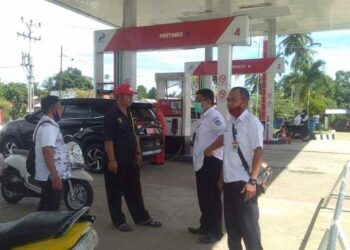 Tindaklanjuti Laporan Masyarakat, Disperindagkop Bolsel Sidak SPBU di Soguo