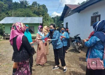 PKK Bolmong Gebrak Masker di 15 Kecamatan