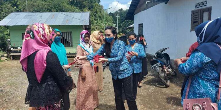 PKK Bolmong Gebrak Masker di 15 Kecamatan
