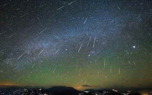 Nikmati, Hujan Meteor Laksana Bola Api Tengah Malam Nanti