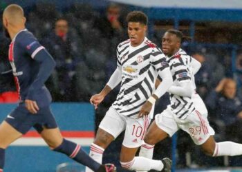 MU Tundukkan PSG di Kandang