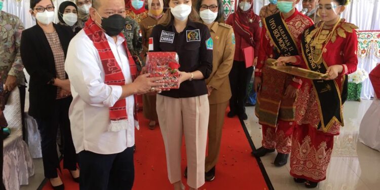 Datangkan Ketua DPD-RI, CHM Penuhi Nazar