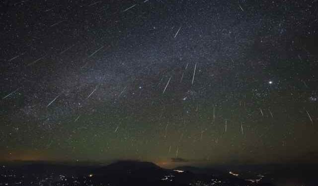 Meteor Taurid, Leonid, dan Monocerotid Bakal ‘Hujani’ Bumi Bulan Ini