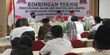 Pjs Bupati Bolsel Buka Kegiatan Bimtek Penyusunan Anjab Abk dan Evajab