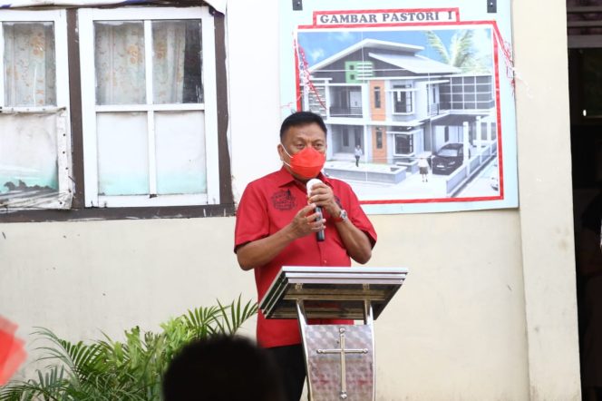 
Olly: Pastinya Pemerintah Hadir Ditengah-tengah Masyarakat