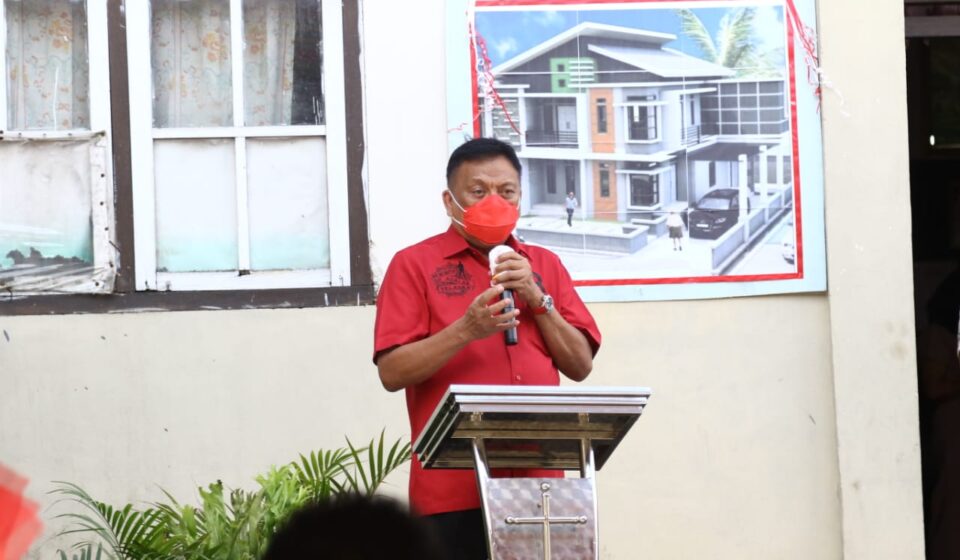 Olly: Pastinya Pemerintah Hadir Ditengah-tengah Masyarakat Olly: Pastinya Pemerintah Hadir Ditengah-tengah Masyarakat
