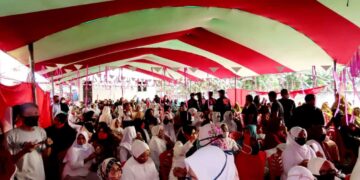 Emak-Emak Bolmong Siap Pilih Olly-Steven