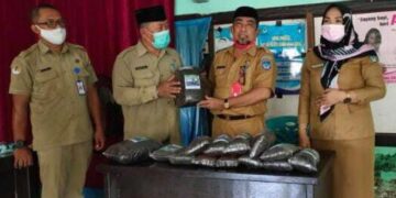 DLH Bolsel Launching 2 Produk Pupuk di Desa Toluaya