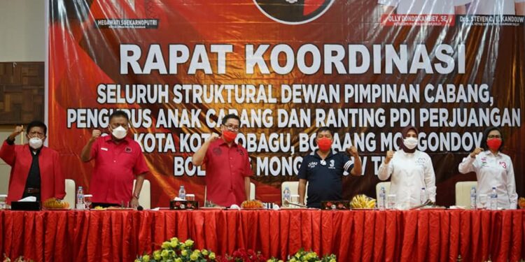 Diajak Masuk PDI Perjuangan, Begini Kata Yasti dan Tatong