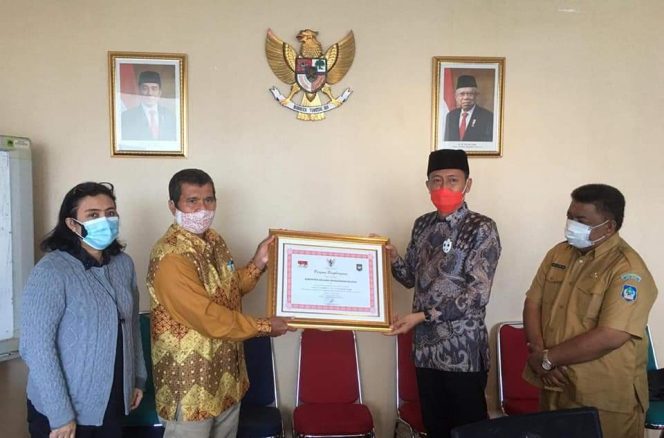 
 Terus Berprestasi, Mendagri Berikan Penghargaan Penyelenggaraan Pemerintahan Bolsel