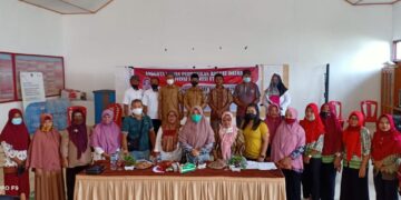 Muslimah Mongilong Serap Aspirasi Warga Desa Tolotoyon Lewat Reses