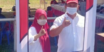 Mencoblos di TPS 1 Pinolosian, Wabup Deddy Ajak Warga Wujudkan Pilkada Berkualitas dan Damai