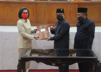 DPRD Bolmong Tetapkan Lima Perda Sekaligus