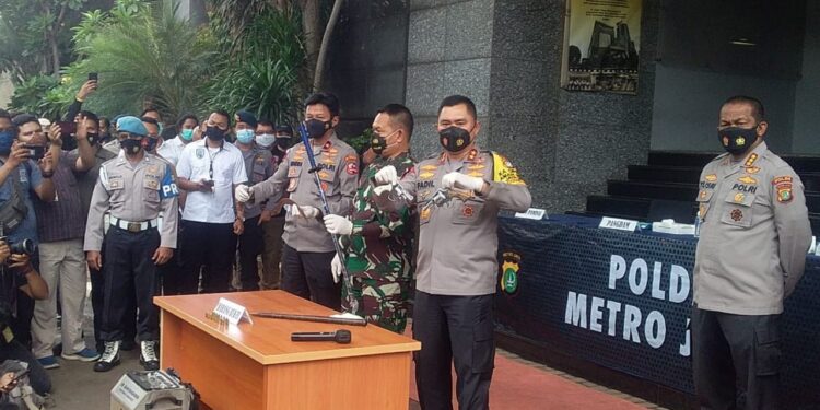 Serang Polisi, 6 Pengikut Rizieq Ditembak Mati