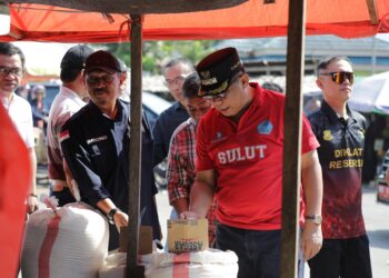 Pastikan Stabilitas Kebutuhan Pokok, Pj. Walikota Tinjau Sejumlah Pasar di Kotamobagu