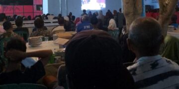 Ribuan Pendukung MESRA Gelar Nobar Debat Terbuka, Makin Mantap Pilih Meiddy- Syarif