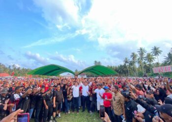 Ribuan Warga Kecamatan Pintim Hadiri Kampanye Pasangan IDEAL