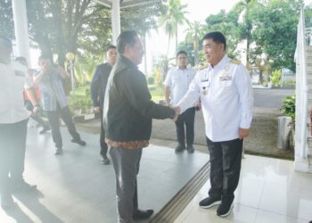 Gubernur Yulius Sambut Kedatangan Mendagri Tito Karnavian di Manado