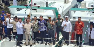 Mendagri Tito Serahkan Kapal Layanan Kesehatan untuk Masyarakat Kepulauan Talaud dan Sangihe, Gubernur YSK Ucapkan Terima Kasih