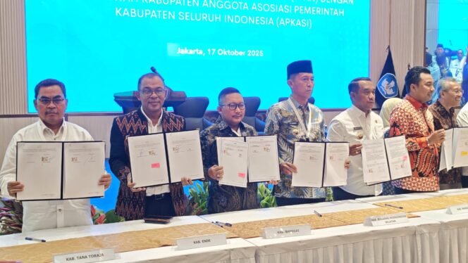 
Hadiri Kegiatan APKASI di Jakarta Ini Kata Bupati Bolsel