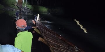 Jembatan Gantung Akses Petani ke Monsi Putus, Sejumlah Warga Terjatuh ke Sungai, Berharap Segera Diperbaiki