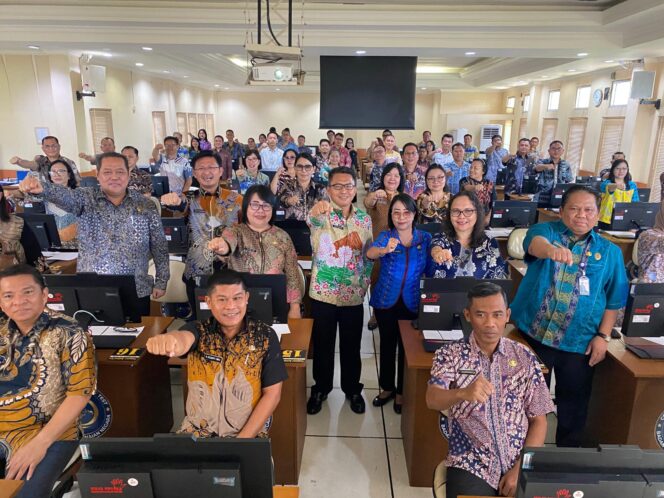 
Pemprov Sulut Gelar Asesmen Pejabat Eselon III, Dibuka Pj Sekprov Tahlis Gallang