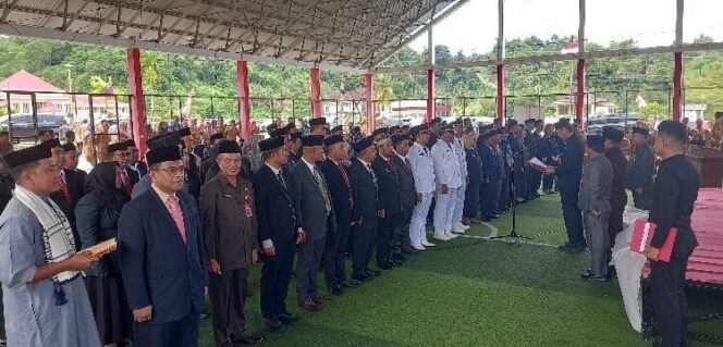 
 Lantik 83 Pajabat Bolsel, Bupati Iskandar Kamaru: Jangan Bertingkah Seperti Bos!