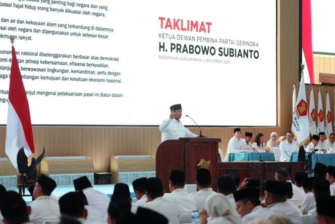 
Taklimat partai Gerindra yang digelar di padepokan Garuda, Yaksa, Hambalang, Bogor, Sabtu 8 November 2025.