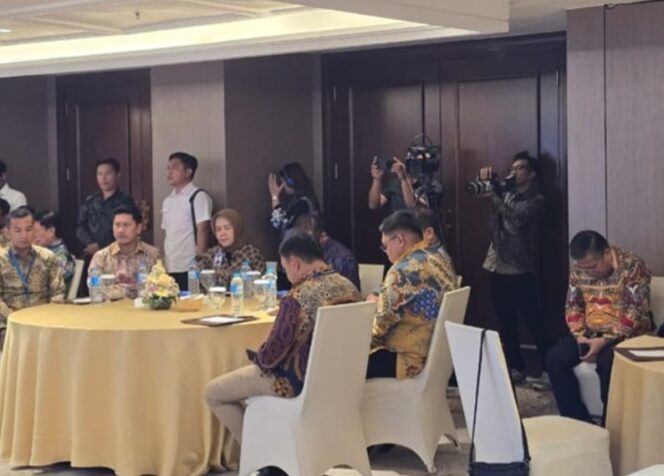 
Wakil Walikota Kotamobagu, Rendy Virgiawan Mangkat, mengikuti Studi Banding dan Capacity Building High Level Tim Percepatan dan Perluasan Digitalisasi Daerah (TP2DD) se-Sulawesi Utara.