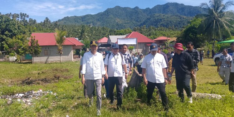 Bupati Bolsel Bersama Tim DJPT KKP Tinjau Lokasi KNMP di Kecamatan Posigadan 