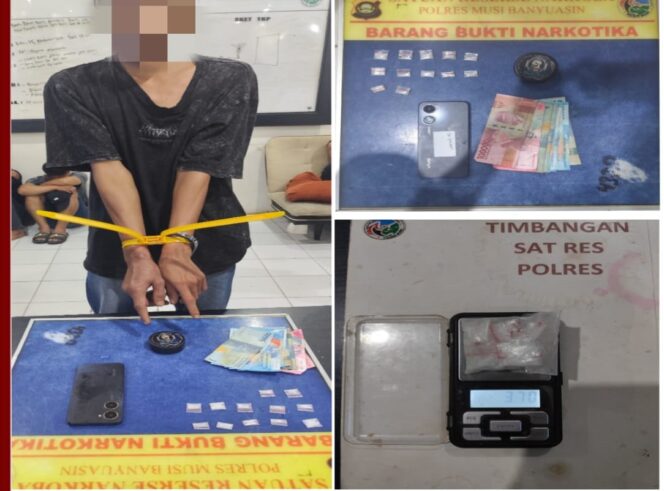 
Salah satu tersangka pengedar Narkoba yang diamankan Sat Reserse Narkoba Polres Muba. (Foto: istimewa)