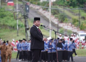 Wabup Bolsel Pimpin Upacara Hari Pahlawan dan Lepas Kontingen ke Porprov 2025