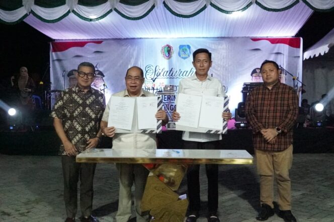 
Bupati Bolsel Iskandar Kamaru dan Walikota Adhan Dambea teken MoU di berbagai bidang.