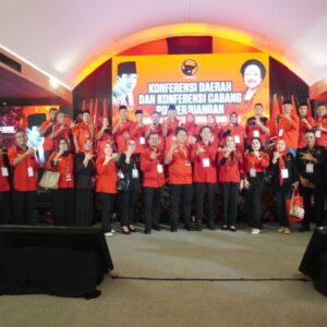 Iskandar-Deddy Kembali Pimpin PDI Perjuangan Bolsel