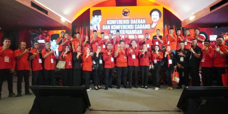 Iskandar-Deddy Kembali Pimpin PDI Perjuangan Bolsel