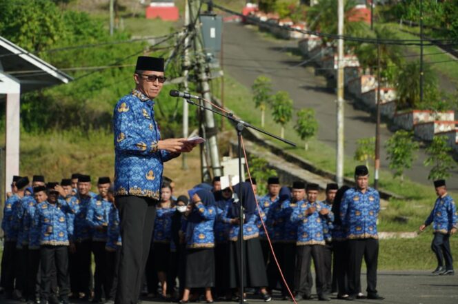 
Bupati Iskandar Kamaru pimpin Apel ASN dalam rangka peringatan HUT ke-54 Korpri di lingkungan Pemkab Bolsel.