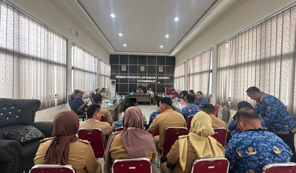 Komisi I DPRD Kotamobagu Gelar Hearing Bersama Seluruh Lurah