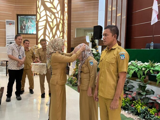 
Disdikbud Bolsel Gelar Bimtek Penguatan Kapasitas Operator Dapodik