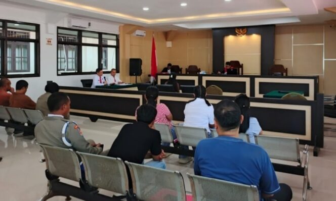 
Sidang di PN Kotamobagu memutuskan tiga pelanggar Perda dijatuhi hukuman denda.