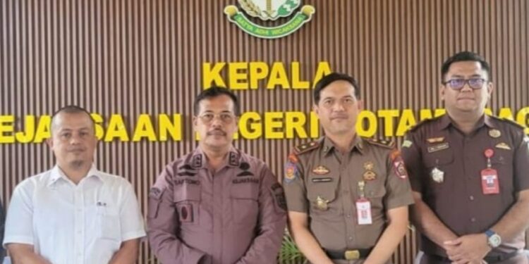 Satpol PP Kotamobagu Terima Tembusan Eksekusi Putusan Pengadilan Terkait Pelanggaran Retribusi Ruko