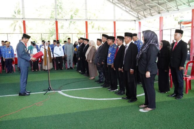 
Bupati Bolsel Lantik 19 Pejabat Tinggi Pratama, Administrator dan Pengawas
