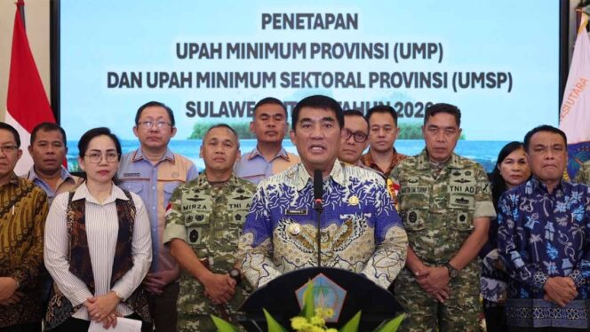 
					Gubernur YSK Tetapkan UMP dan UMSP Sulut 2026, Tembus Rp4 Juta Lebih